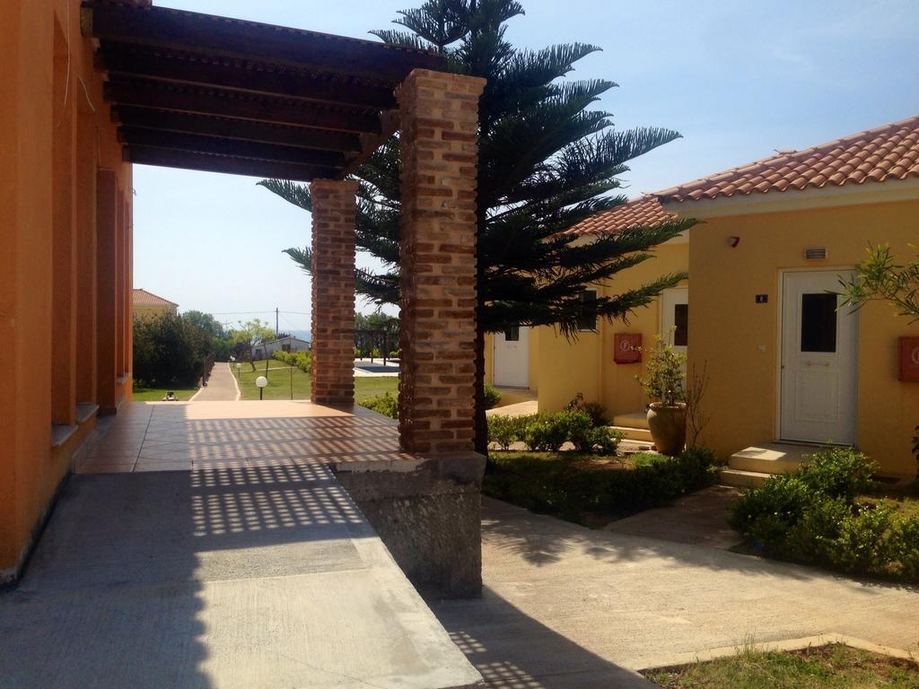 Boutique Hotel Ileas Village Arkoudi Pokoj fotografie